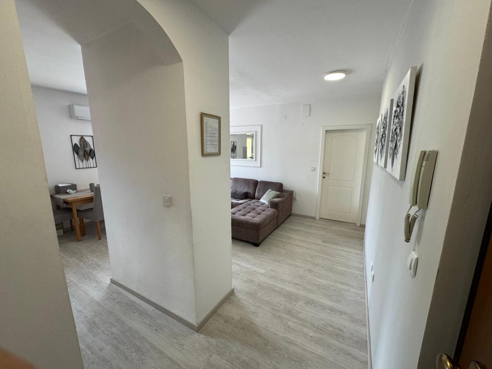 Apartment Topla ヘルツェグ・ノヴィ エクステリア 写真